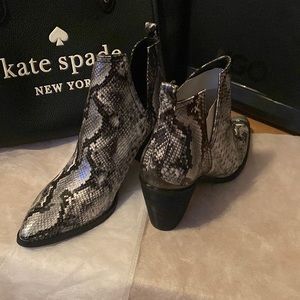 Size 8.5 ankle snake boots